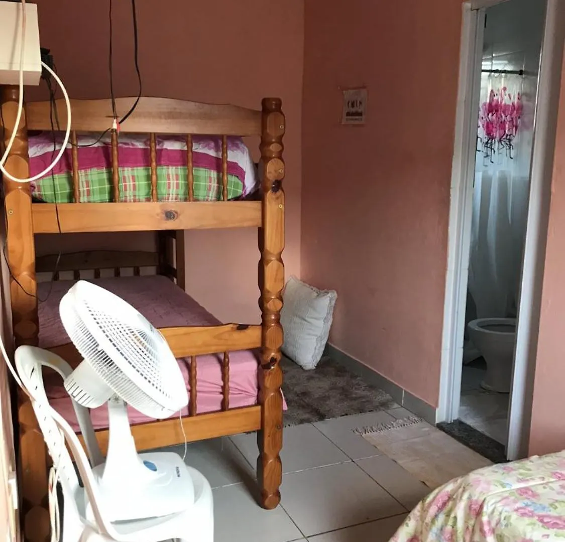 Guest house Casa Confortavel A 5 Minutos Da Praia Do Forte A Pe Cabo Frio